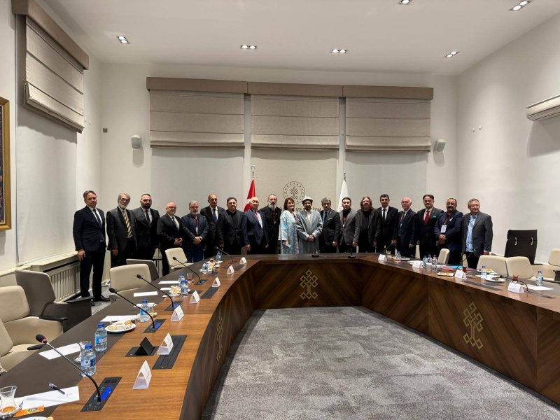 TÜRK DÜNYASI SİNEMACILARINDAN KÜLTÜR VE TURİZM BAKAN YARDIMCISI BATUHAN MUMCU’YA ZİYARET